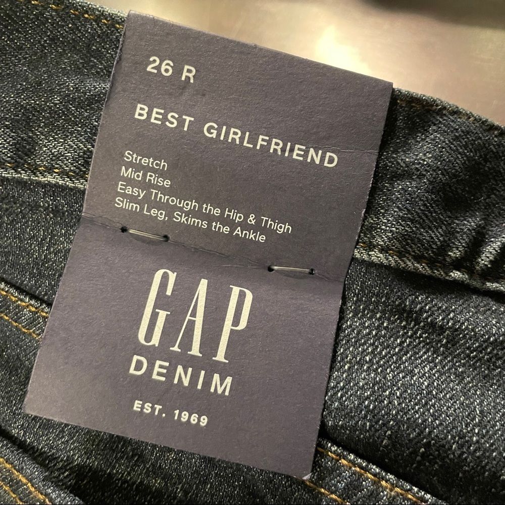 🆕 The GAP “Best Girlfriend” Jeans - Picture 8 of 9